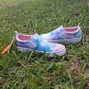 Tie Dye Big Girls Slip-On Casual Sneakers